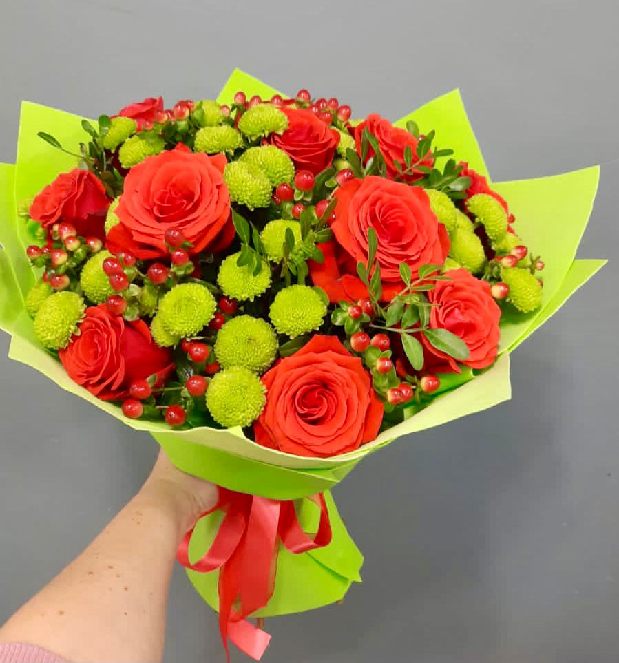 Букет цветов из: Хризантемы и Розы в Шудаяге