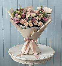 Букет цветов из:  Розы и Лизиантусы в Шудаяге