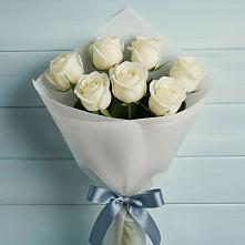 Букет 7 Белых роз Эдлесс Лав в Шудаяге