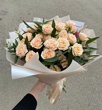 Букет Кремовые розы Латте в Шудаяге