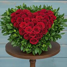 Цветочная композиция из Розы в виде сердца #REPLACE_PRED# Шудаяге