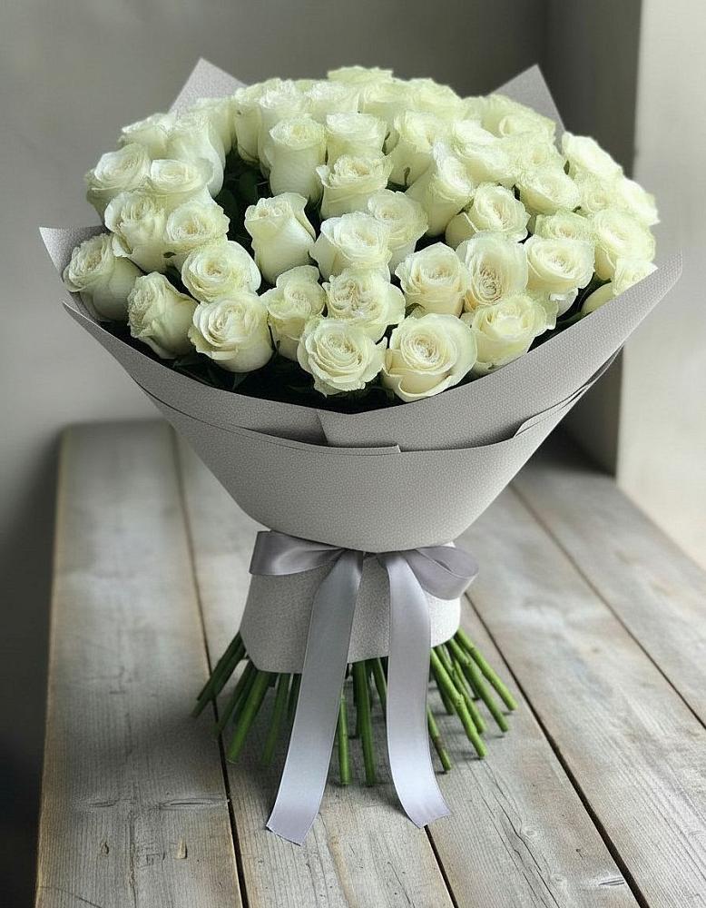 Букет 35 Белых роз в Шудаяге