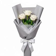 Букет 3 белые розы в Шудаяге