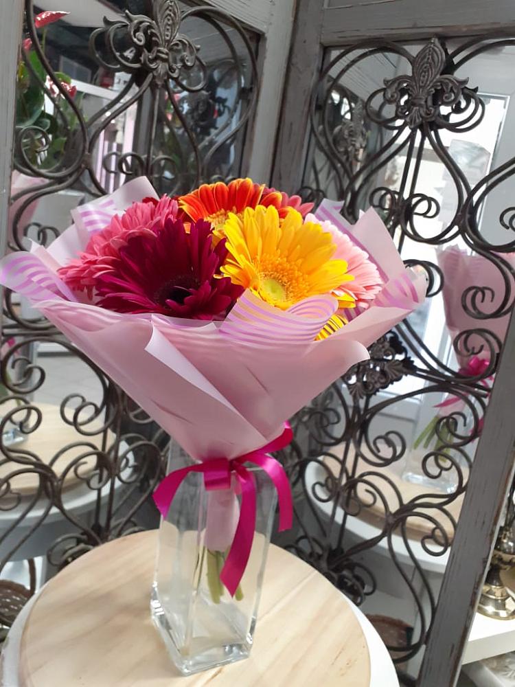 Букет цветов из: Герберы в Шудаяге