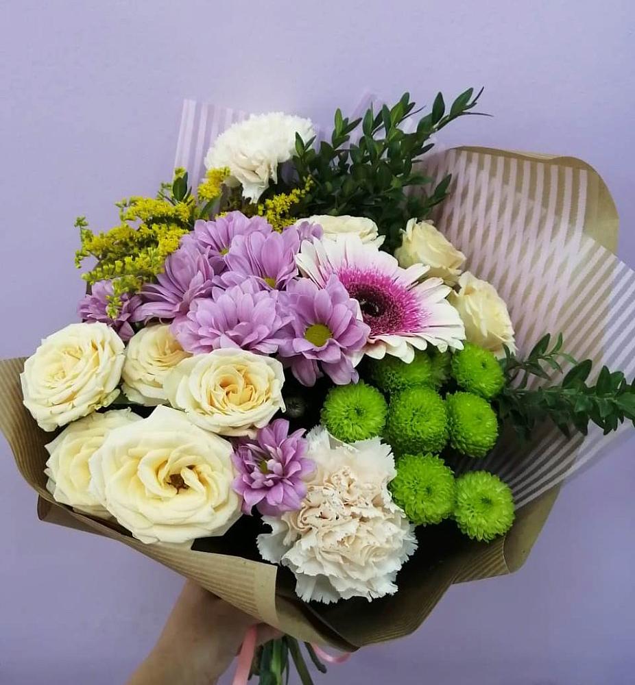 Букет цветов из: Хризантемы, Розы, Гвоздики и Герберы в Шудаяге